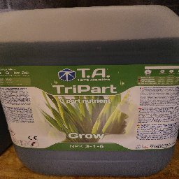 T.A. TriPart Grow （3パートベース肥料)10L