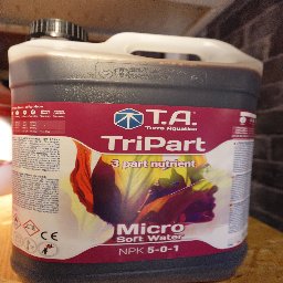 T.A. TriPart Micro （3パートベース肥料）5L